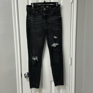 Old Navy high-rise rockstar super skinny black jeans.